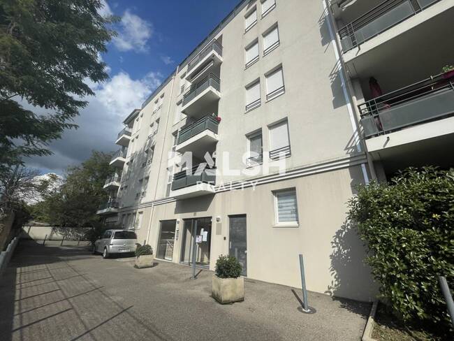 REXIM - Bureau - Rhône - Vénissieux - 1