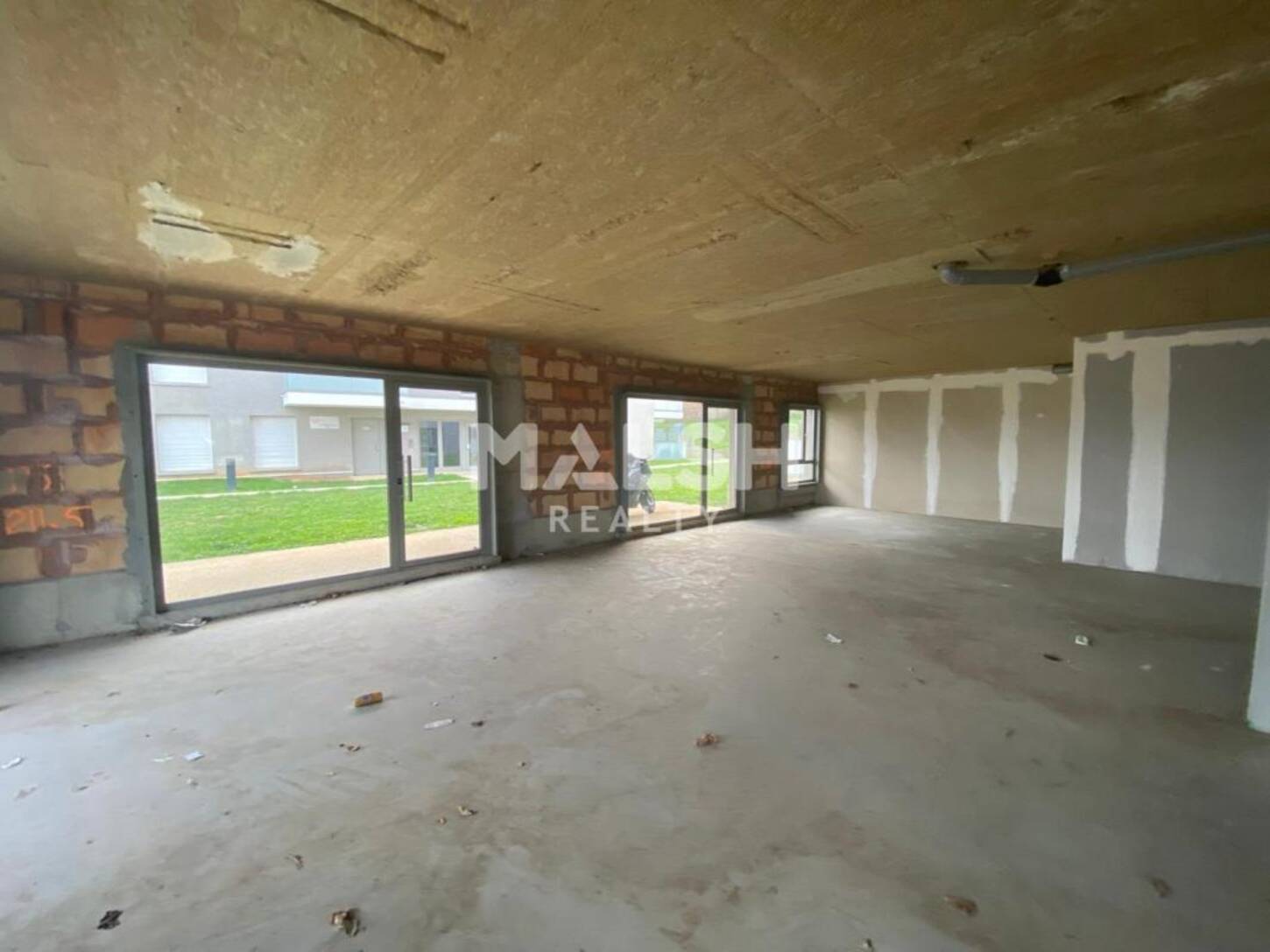 REXIM - Local commercial - Ain - Jassans-Riottier - 2
