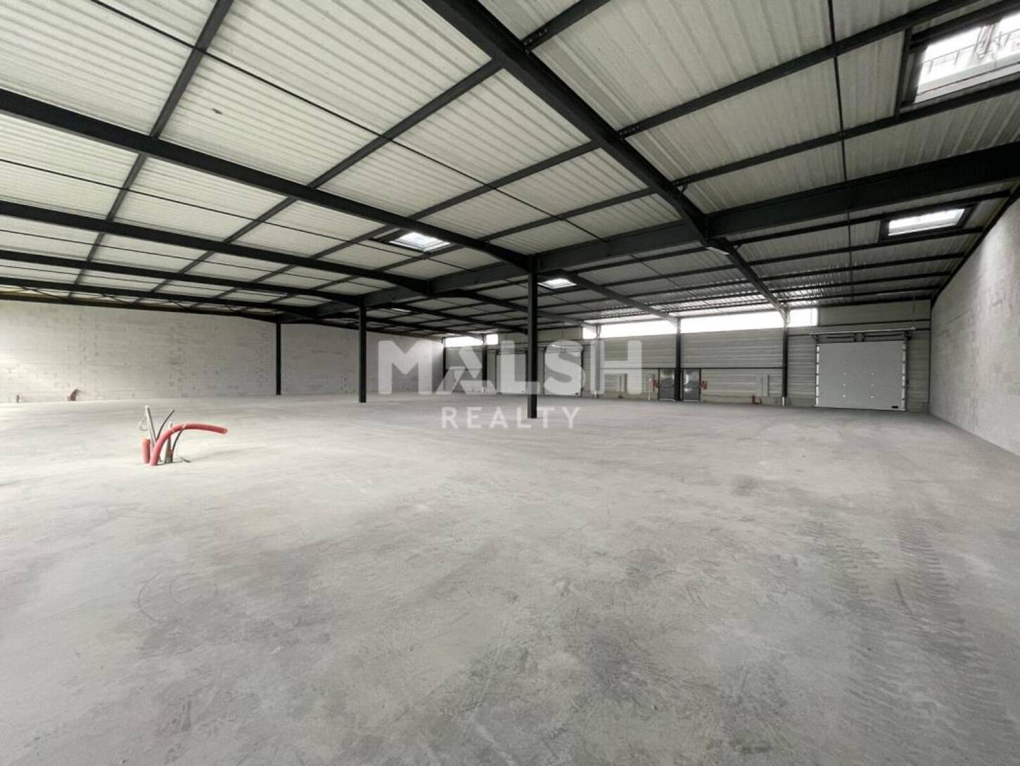 REXIM - Local d'activités - Loire - Neulise - 2