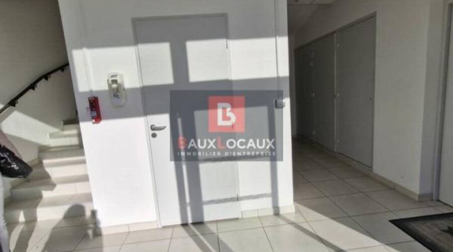 REXIM - Local d'activités - Bouches-du-Rhône - La-Fare-les-Oliviers - 6