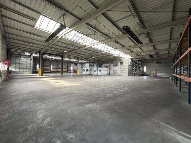 REXIM - Local d'activités - Rhône - Genas - 1